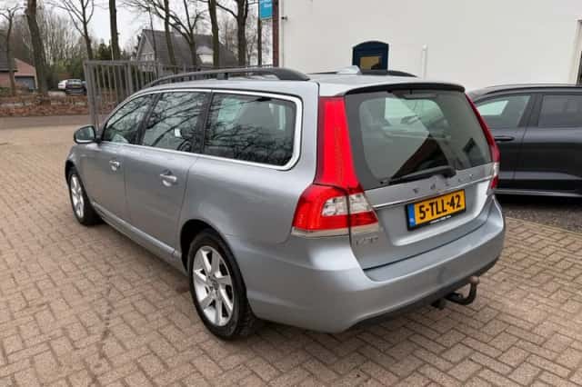 Volvo V70 (2014) thumbnail 6