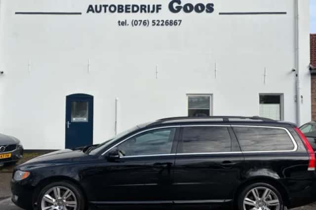 Volvo V70 (2013) thumbnail 2