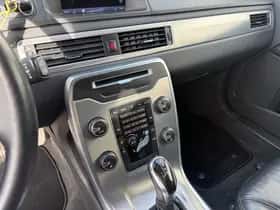 Volvo V70 thumbnail 11
