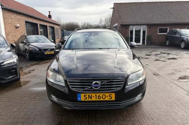 Volvo V70 (2013) thumbnail 3