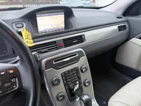 Volvo V70 thumbnail 14