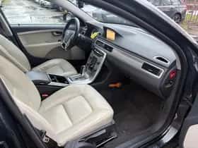 Volvo V70 thumbnail 16