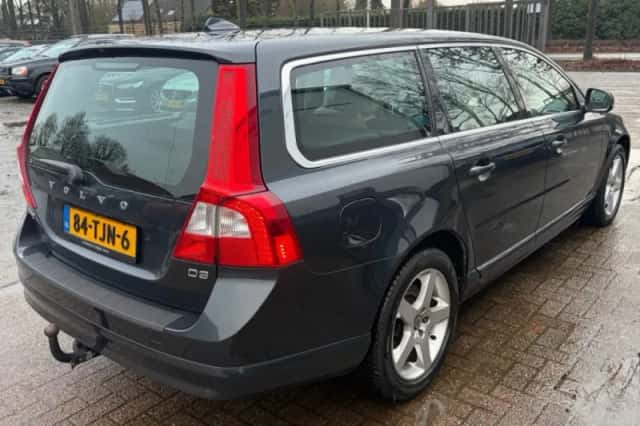 Volvo V70 (2012) thumbnail 4