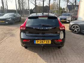 Volvo V40 (2014) thumbnail 4