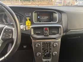 Volvo V40 thumbnail 11