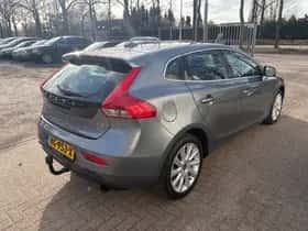 Volvo V40 thumbnail 4