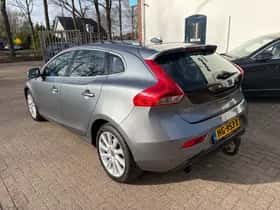 Volvo V40 (2015) thumbnail 6