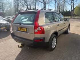 Volvo XC90 (2003) thumbnail 4