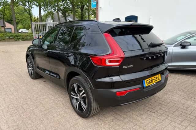 Volvo XC40 (2022) thumbnail 6