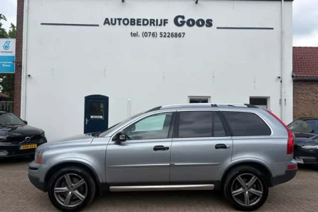 Volvo XC90 (2008) thumbnail 2