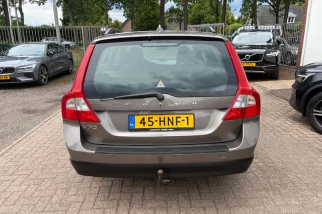 Volvo V70 (2009) thumbnail 5