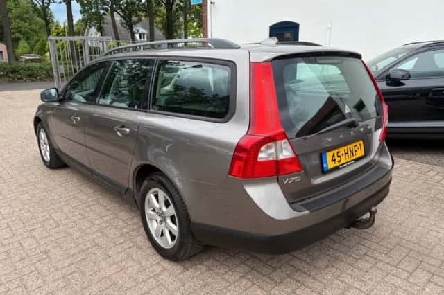 Volvo V70 (2009) thumbnail 6