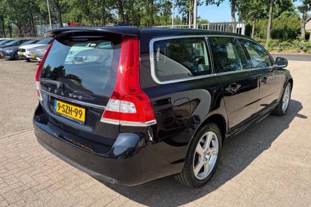 Volvo V70 (2014) thumbnail 4