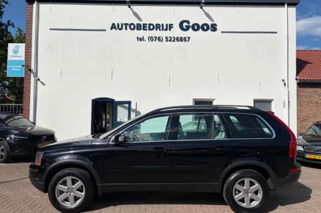 Volvo XC90 (2006) thumbnail 2