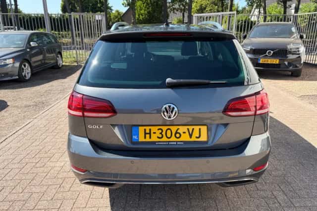 Volkswagen Golf (2020) thumbnail 5