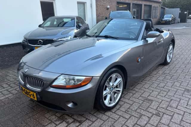 BMW Z4 (2003) thumbnail 1