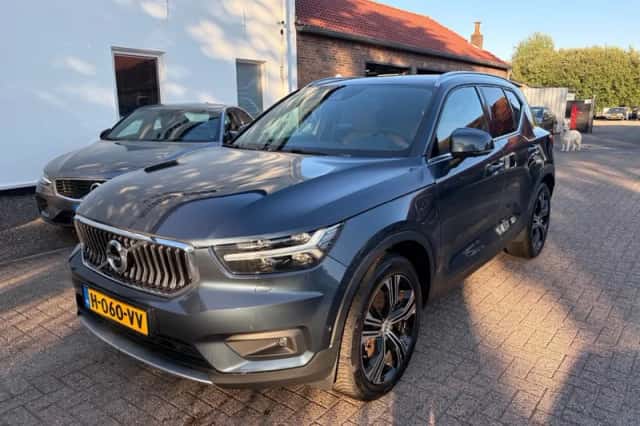Volvo XC40 (2020) thumbnail 1