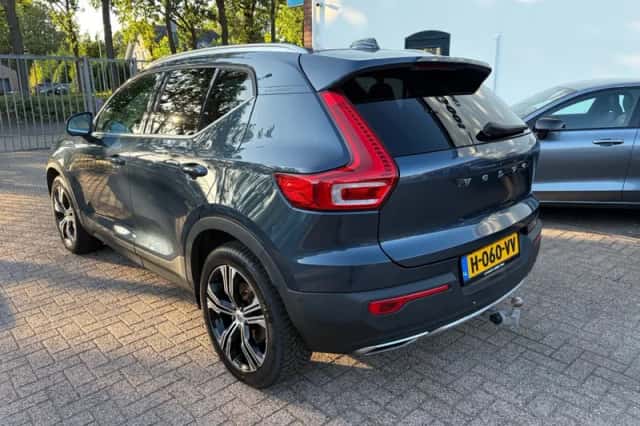 Volvo XC40 (2020) thumbnail 5