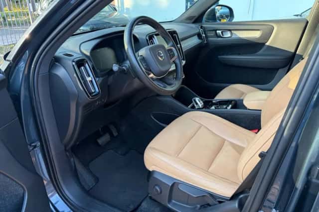 Volvo XC40 (2020) thumbnail 6