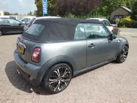 MINI Cabrio (2009) thumbnail 4