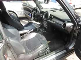 MINI Cabrio (2009) thumbnail 8
