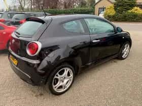 Alfa Romeo Mito (2011) thumbnail 4