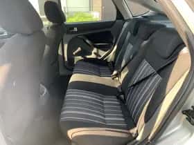 Ford Focus (2010) thumbnail 6