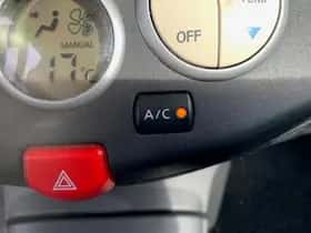 Nissan Micra (2005) thumbnail 14