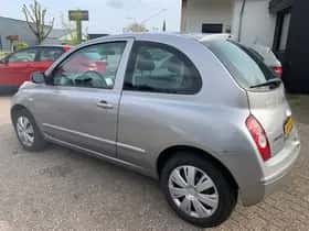 Nissan Micra (2005) thumbnail 3