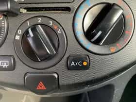 Nissan Note (2008) thumbnail 14