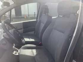 Renault Modus (2005) thumbnail 5