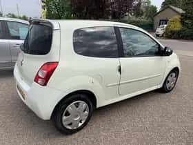 Renault Twingo (2010) thumbnail 4