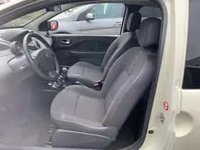 Renault Twingo (2010) thumbnail 5