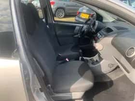 Toyota Aygo (2006) thumbnail 9