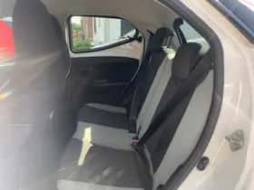 Toyota Aygo (2017) thumbnail 6