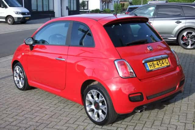 Fiat 500 (2015) thumbnail 2