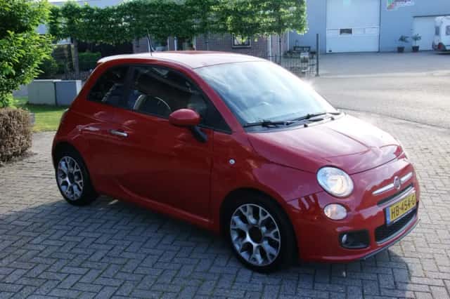 Fiat 500 (2015) thumbnail 6