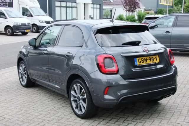 Fiat 500X (2024) thumbnail 2
