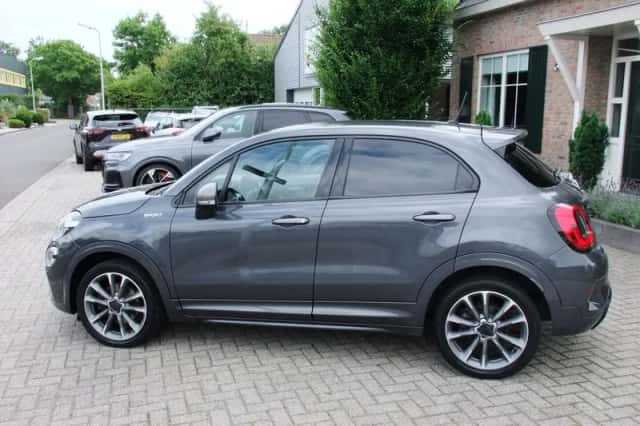 Fiat 500X (2024) thumbnail 3