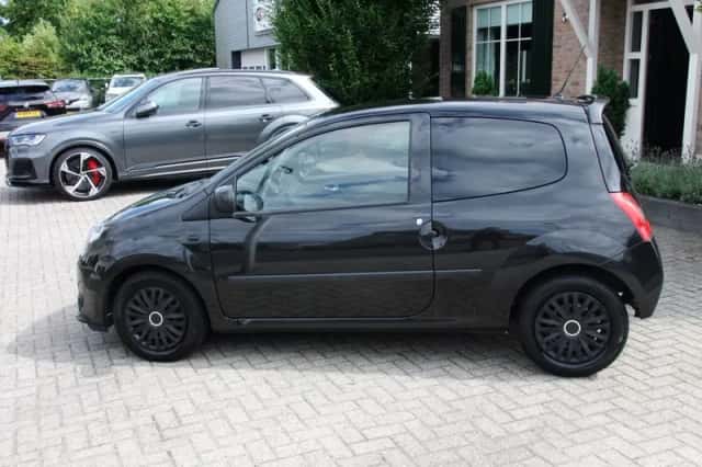 Renault Twingo (2011) thumbnail 3