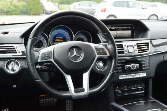 Mercedes-Benz E-Klasse (2013) thumbnail 4
