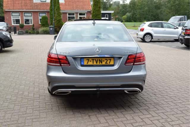 Mercedes-Benz E-Klasse (2013) thumbnail 5