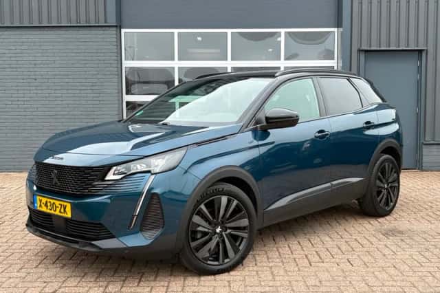 Peugeot 3008 (2023) thumbnail 1