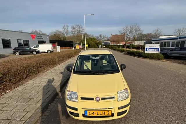 Fiat Panda (2010) thumbnail 2
