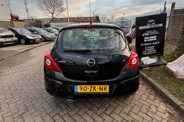 Opel Corsa (2008) thumbnail 5