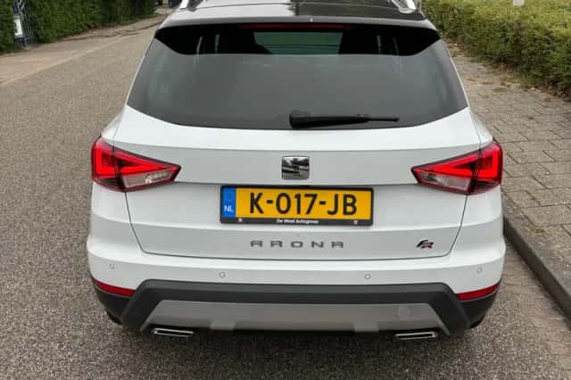SEAT Arona (2021) thumbnail 5