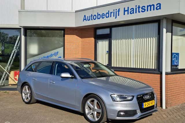 Audi A4 (2015) thumbnail 1