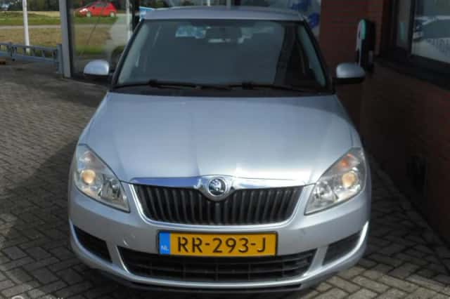 Škoda Fabia (2014) thumbnail 4
