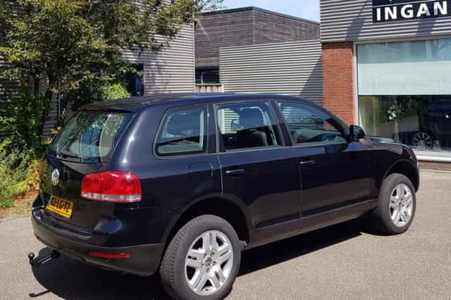 Volkswagen Touareg (2003) thumbnail 1