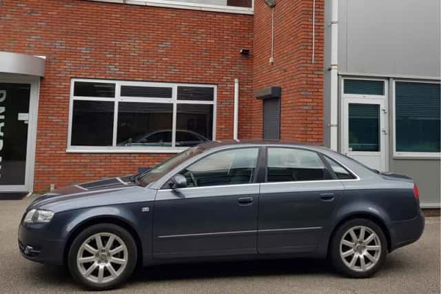 Audi A4 (2006) thumbnail 2